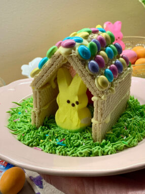 una dolce casetta per il coniglio di pasqua