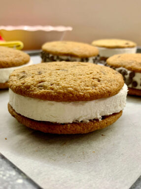 delizioso-gelato-biscotto-fatto-in-casa