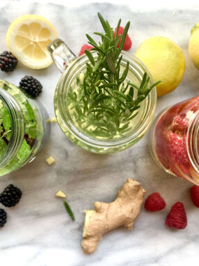 tre rinfrescanti acque aromatizzate