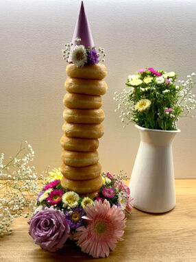 la torre di Rapunzel fatta di ciambelle